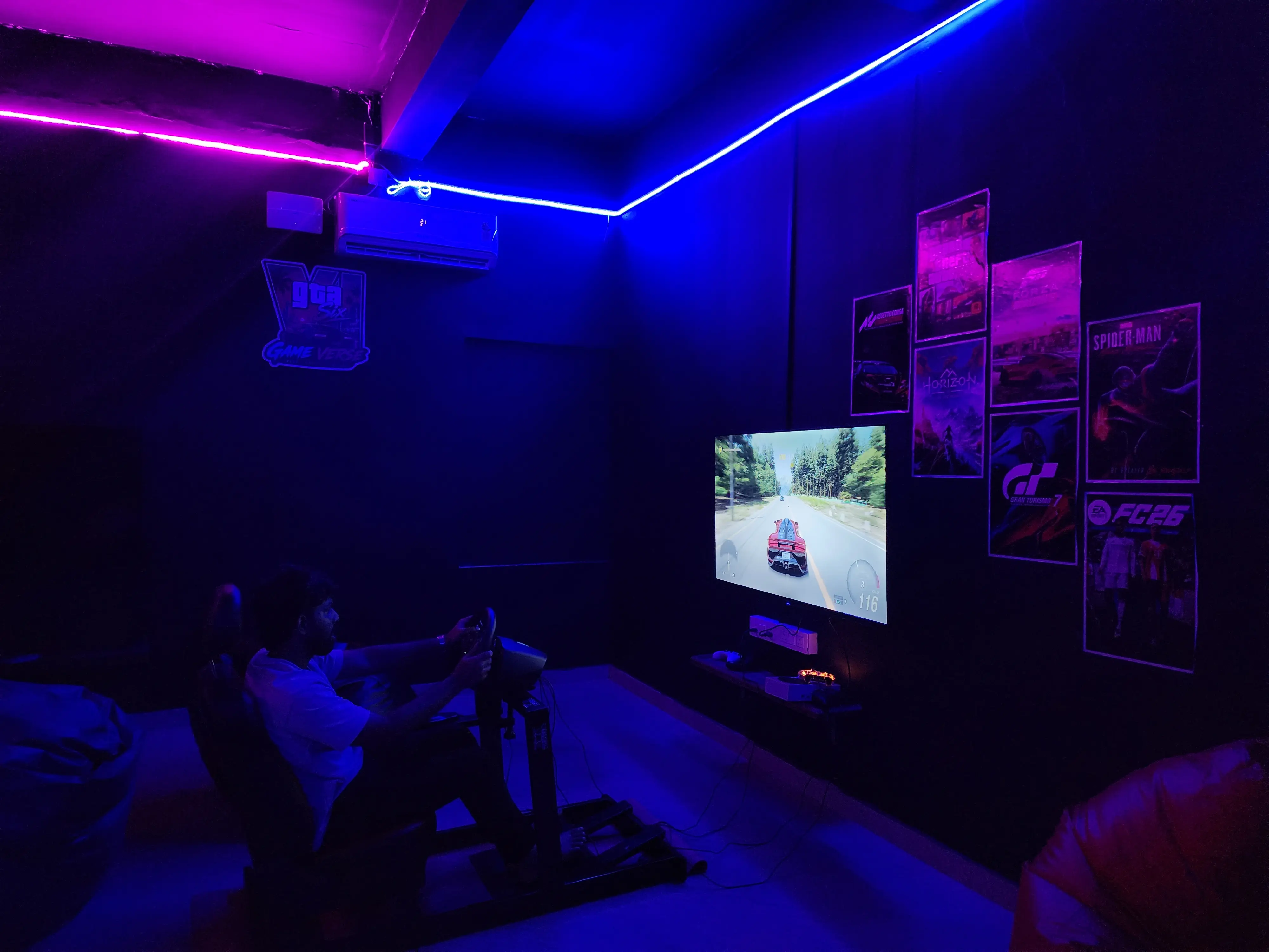 Game Verse Lounge 1